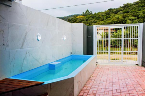 Casa Individual com Piscina, Ar, WI-FI, até 16 pessoas BRUNO KLEMTZ - AGATA